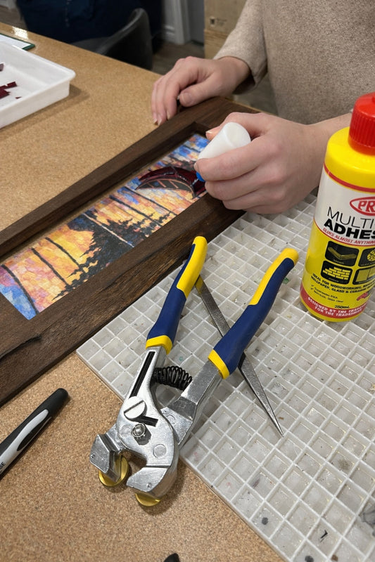 Best Glue for Mosaic Art – What Professional Artists Use