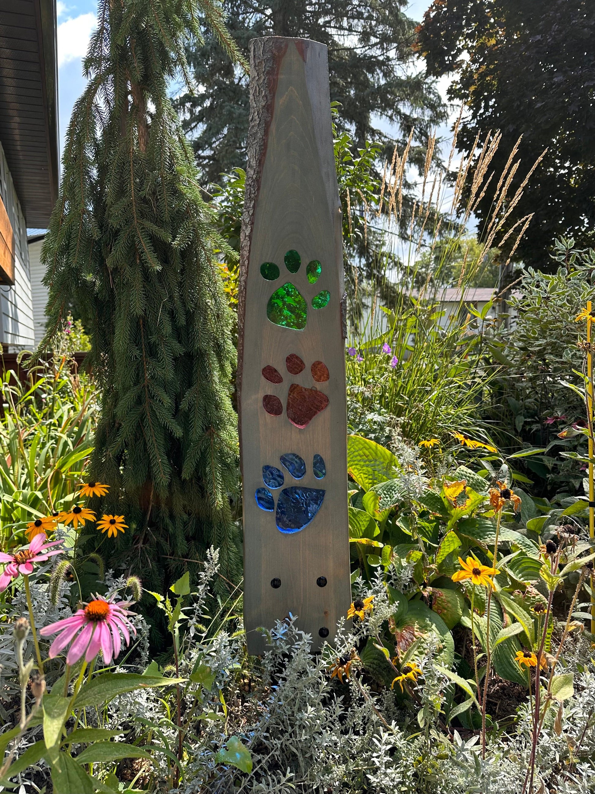 Cindy Laneville - Mosaic Artist Liveedge WhimsiWood Pet Paw Garden Art