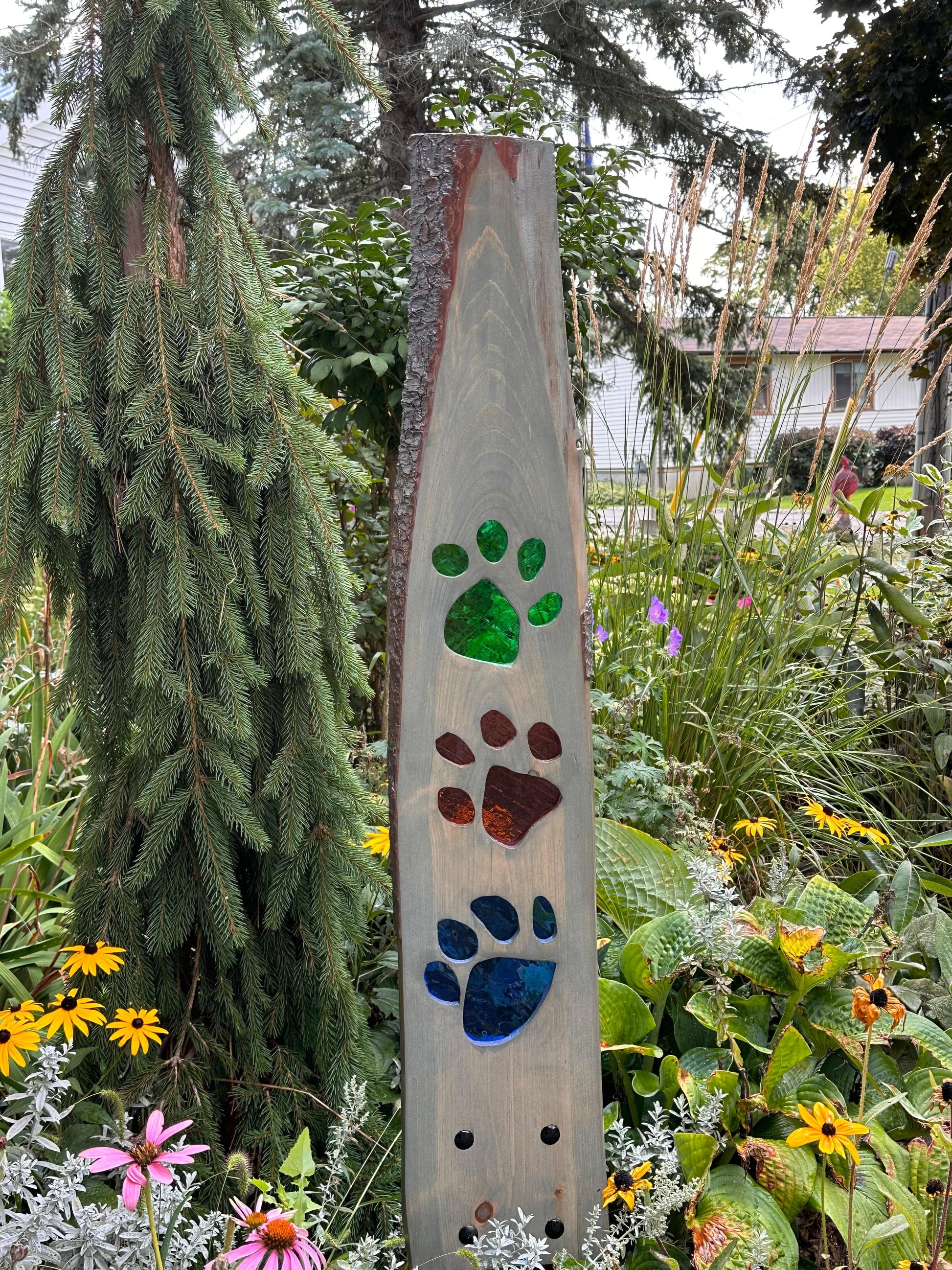 Cindy Laneville - Mosaic Artist Liveedge WhimsiWood Pet Paw Garden Art