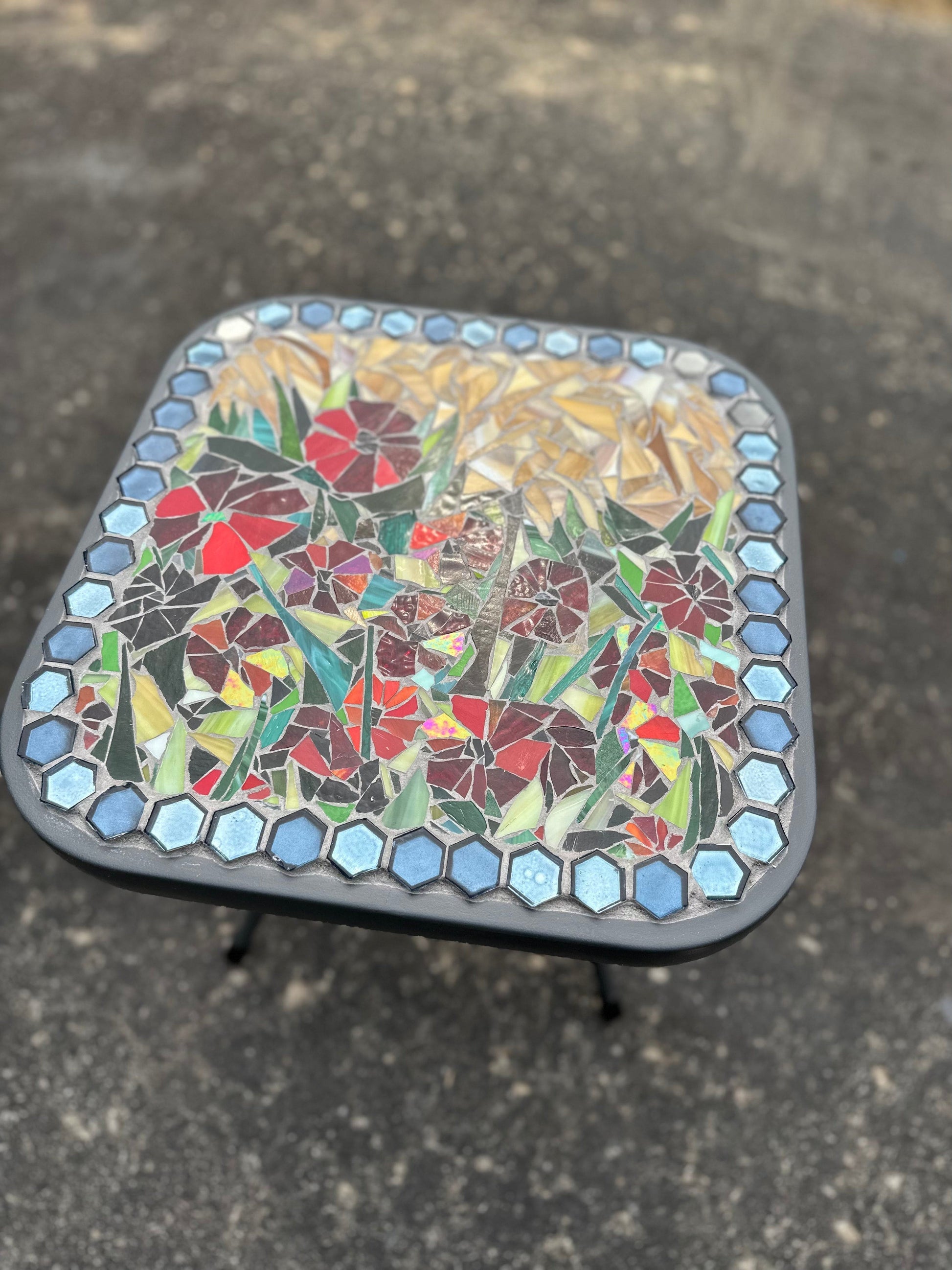 Cindy Laneville - Mosaic Artist Poppies Side Table