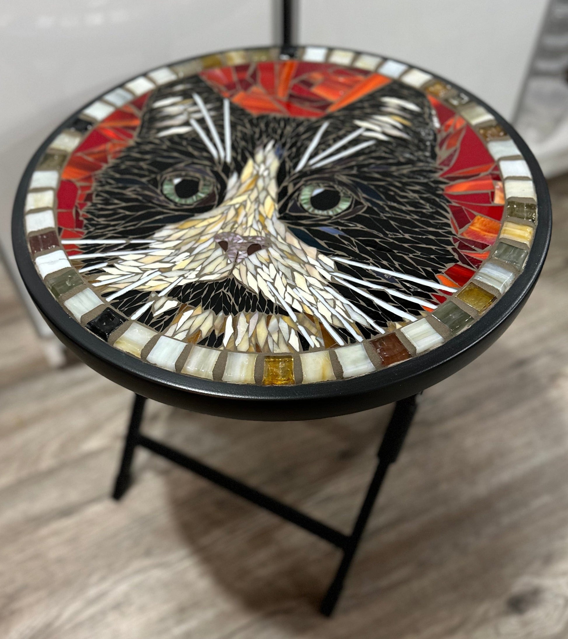 Cindy Laneville - Mosaic Artist Tables Bandit
