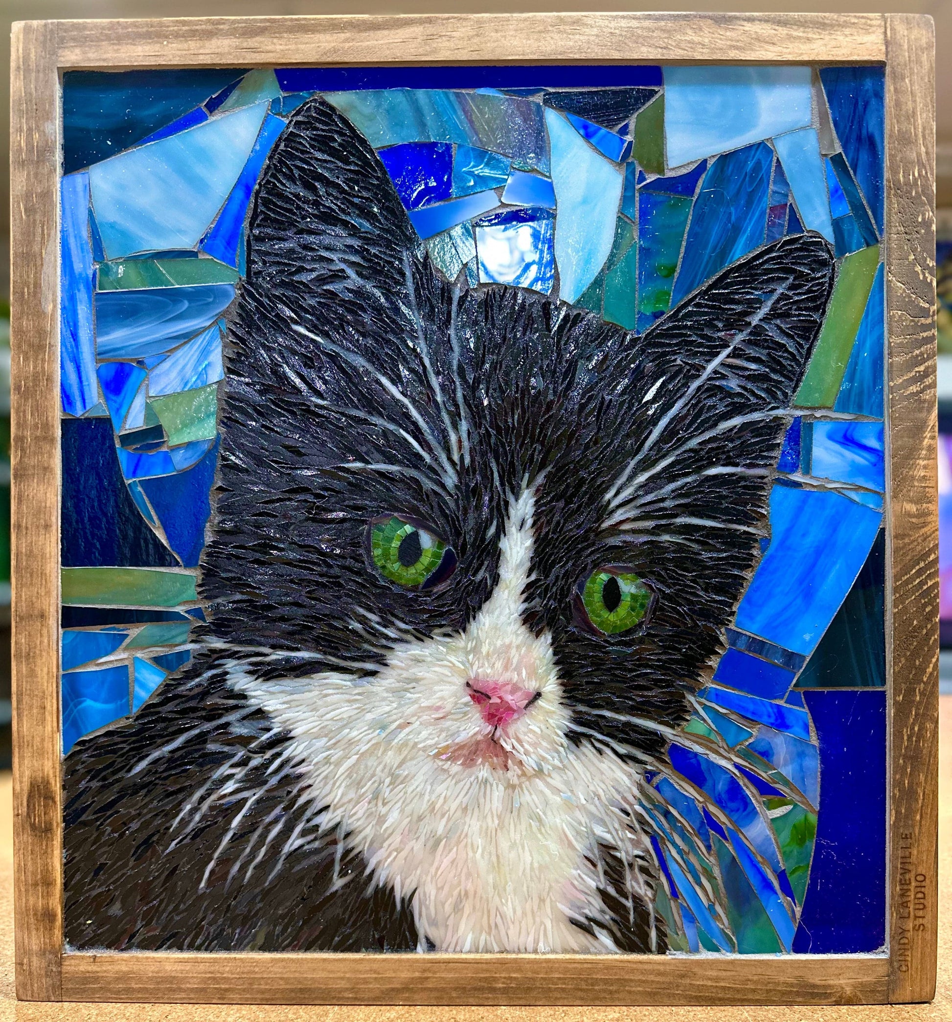 Cindy Laneville - Mosaic Artist wallart Bean
