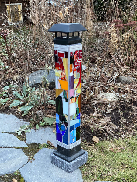 Cindy Laneville - Mosaic Artist Mosaic Garden Post Colours- Abstract
